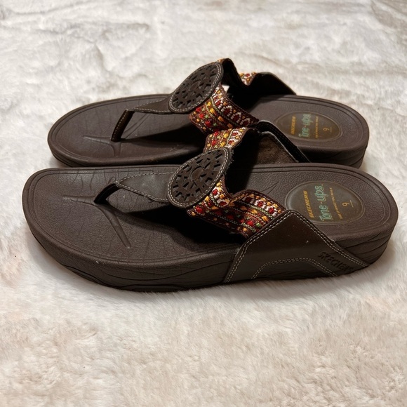 Sketchers tone-up flip flops size 9 - Picture 1 of 7